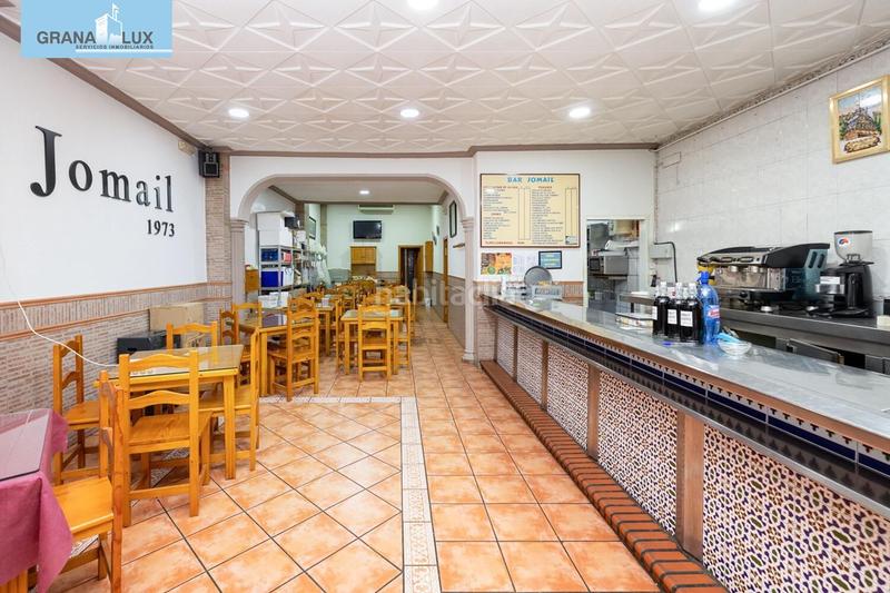 Foto e776507d-9165-4a93-a390-f1f6215a2ce3. Local comercial local con restaurante instalado y licencia. en Granada