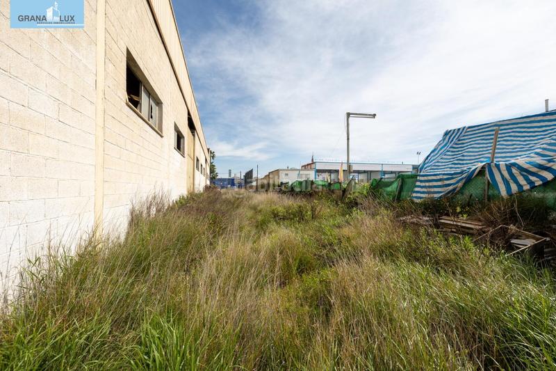 Foto 8fd3e2b3-63e4-4bc7-a983-4913dca49f18. Nau industrial a calle pinos puente 48 a Atarfe