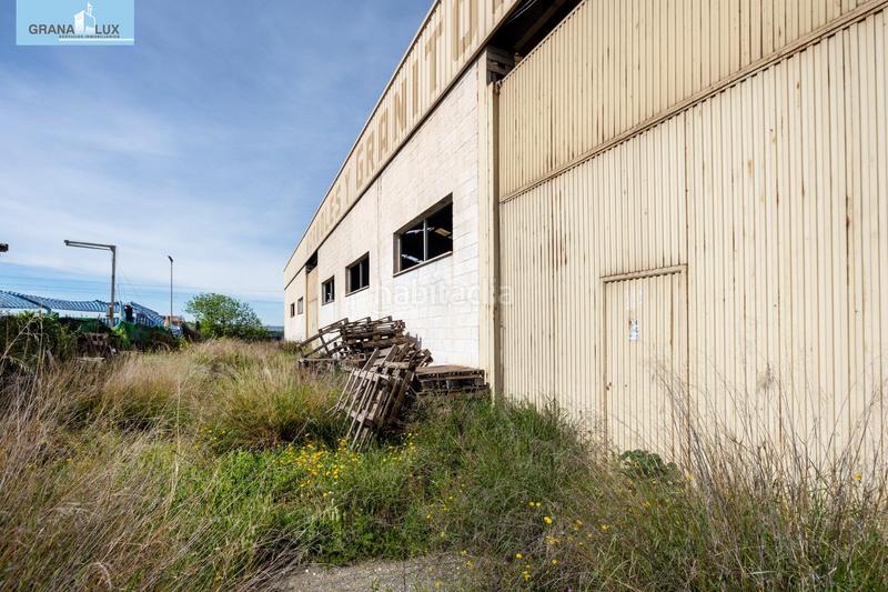 Foto b272effb-f5d0-44b1-833d-022da83811d1. Nau industrial a calle pinos puente 48 a Atarfe