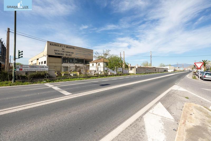 Foto fbf5e1df-899a-4dfa-b274-b55b87f8409a. Nau industrial a calle pinos puente 48 a Atarfe