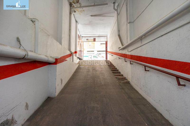 Foto 468d3466-1c54-437d-849e-76a7bbe5a2a1. Car parking in Camino de Ronda Granada