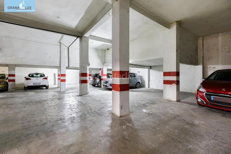 Foto b7633328-fad6-4e6e-94a3-8c1d00644778. Autoparkplatz in San Ildefonso Granada