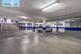 Parking coche en Centro - Sagrario. Parking de 30 plazas en pleno centro de granada