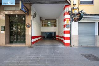 Parking coche en Fígares. Garaje junto a recogidas