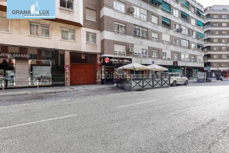 Foto 73a0e899-1e6a-4f98-b184-666e047ae550. Parking voiture dans Camino de Ronda Granada