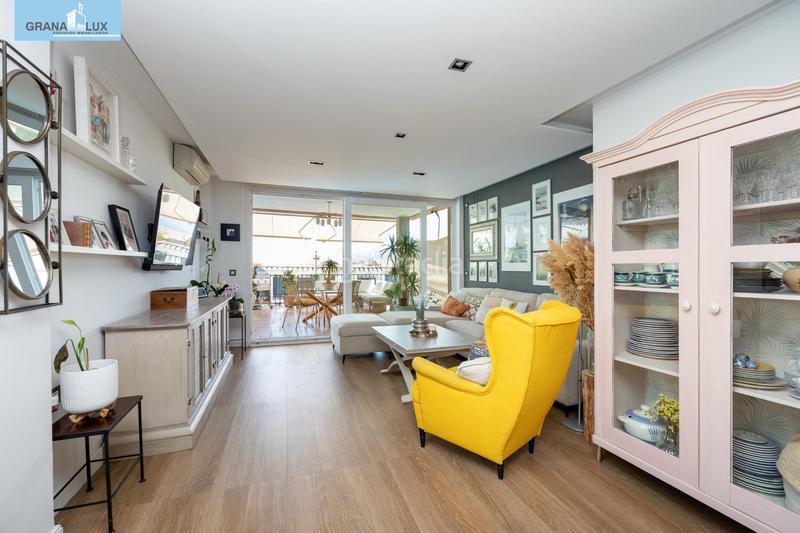 Foto a44db85e-a2e1-40cc-ab18-29141e970d85. Chalet descubre tu villa de lujo ! chalet independiente con piscina privada en Otura