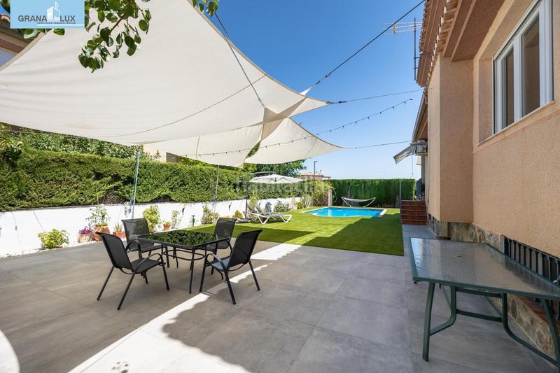 Foto b51d0037-666d-48f3-b9e5-a89181a195f8. Chalet descubre tu villa de lujo ! chalet independiente con piscina privada en Otura