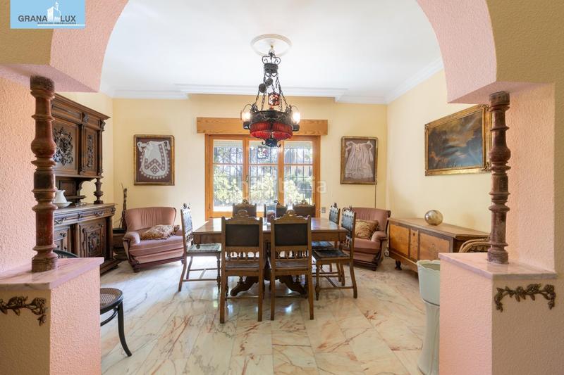 Foto 147bc851-6252-4878-9dbc-b8d463dd0c17. Chalet magnifico chalet con amplio jardines y piscina en cortijo del aire! en Albolote