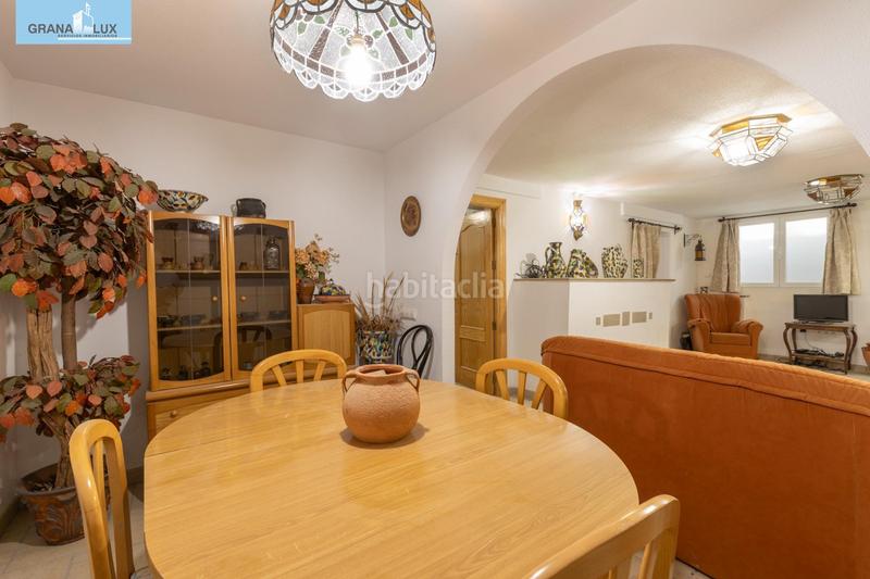 Foto 1ecfa697-6266-4984-8d77-5491651c5732. Chalet magnifico chalet con amplio jardines y piscina en cortijo del aire! en Albolote