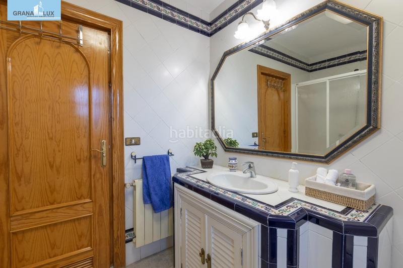Foto 441cb760-6906-498d-afe1-b4940742a458. Chalet magnifico chalet con amplio jardines y piscina en cortijo del aire! en Albolote