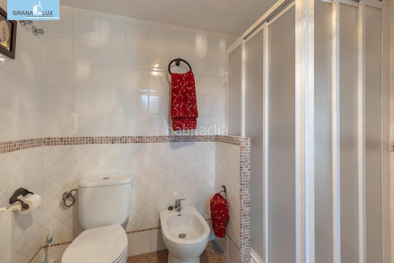 Foto 46574b2c-63c0-48bd-b303-e96a0381590f. Chalet magnifico chalet con amplio jardines y piscina en cortijo del aire! en Albolote