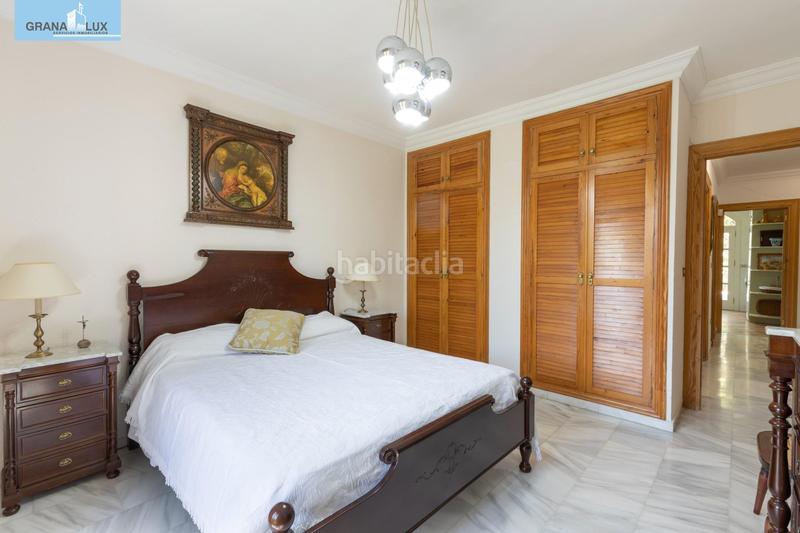 Foto 9877797d-032d-41e5-868b-96390613179d. Chalet magnifico chalet con amplio jardines y piscina en cortijo del aire! en Albolote