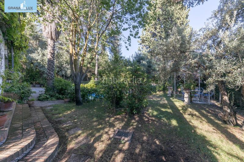 Foto c45586a4-f314-4b87-90c4-5ee727957c36. Chalet magnifico chalet con amplio jardines y piscina en cortijo del aire! en Albolote