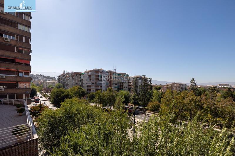 Foto 0ba31c6e-6baa-497d-a7d0-30768b175f82. Piso  de lujo en avenida constitución en Plaza de Toros Granada