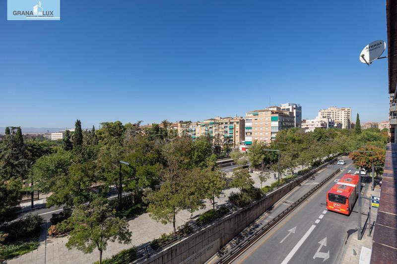 Foto 17a3861a-cf9e-46fd-a894-5bc35654aee3. Piso  de lujo en avenida constitución en Plaza de Toros Granada