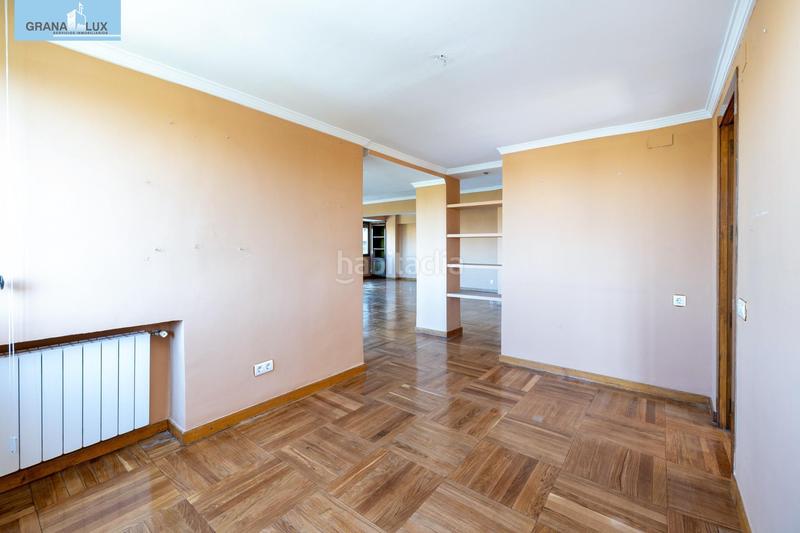 Foto 7006dc53-9148-4d86-b836-c99ed095739b. Piso  de lujo en avenida constitución en Plaza de Toros Granada