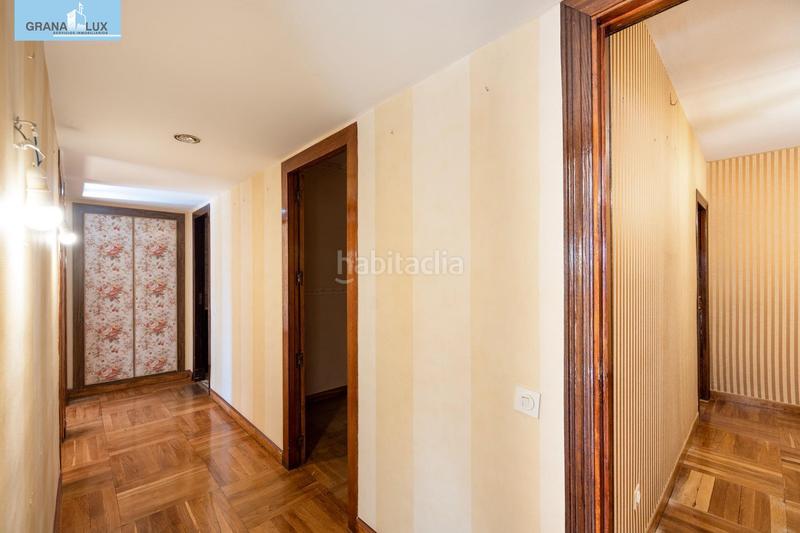 Foto 71370647-e907-4855-94e4-17dfd5c2c66b. Piso  de lujo en avenida constitución en Plaza de Toros Granada