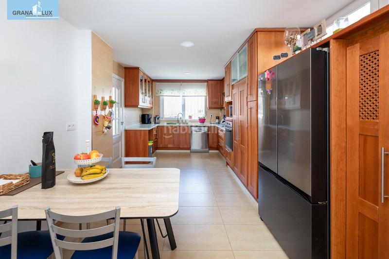 Foto b4d4f393-aa9c-4e2e-97a6-89e68c5ef7be. Casa pareada casa exclusiva en cortijo del aire en Albolote
