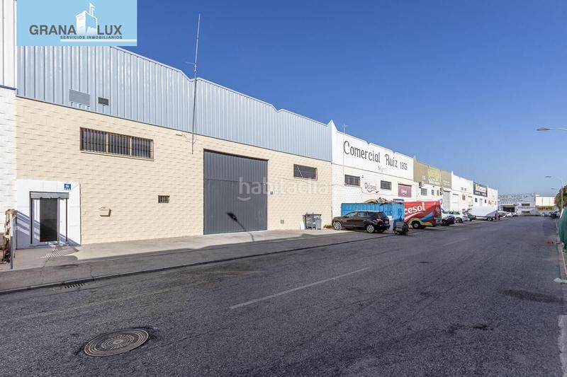 Foto d76f406e-75db-415e-bc92-1c93240969ce. Nau industrial a Ogíjares