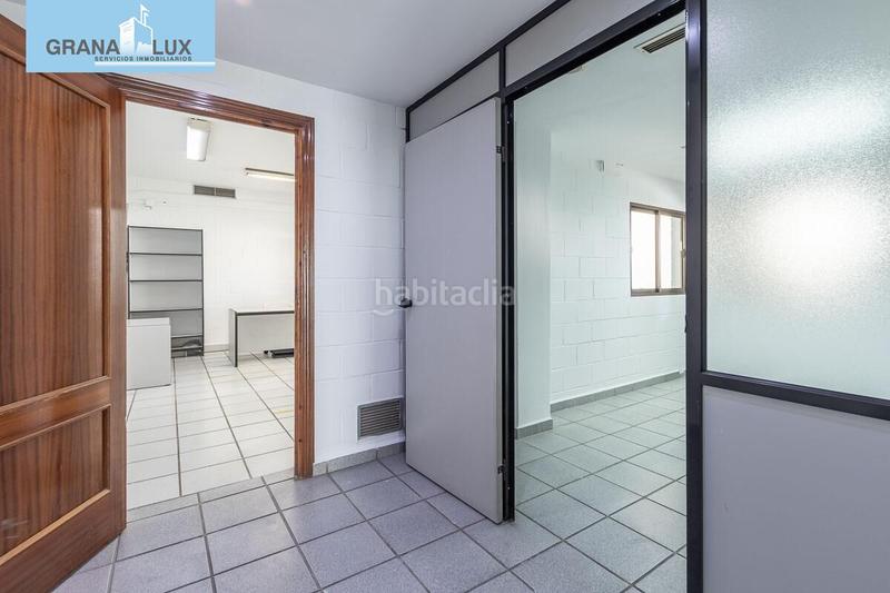 Foto eb54b199-2310-4af6-93df-97d70f1742c4. Nau industrial a Ogíjares