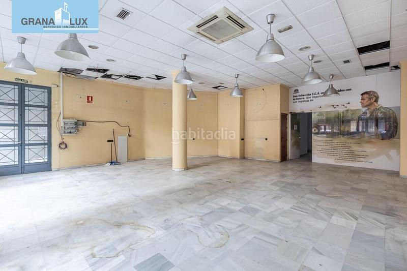 Foto e2d61f2b-1e35-4fc6-9744-f808f2800676. Locale commerciale in Camino de Ronda Granada