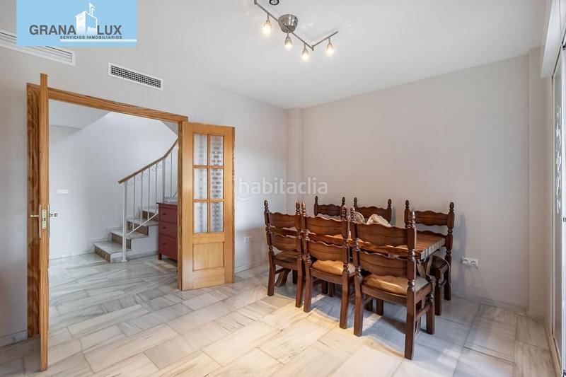 Foto c965ea59-7d19-47f5-b9ce-62bcd873f986. Casa precioso chalet en Atarfe