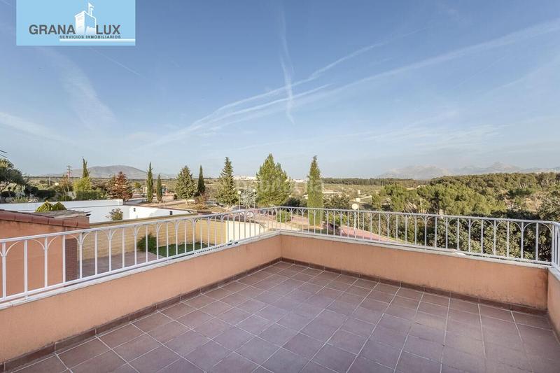 Foto ed5316a9-91a2-43ef-aee4-fc636f275c0b. Casa precioso chalet en Atarfe