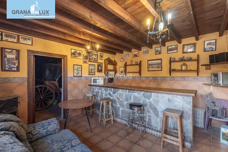 Foto 4a97f434-500d-4fd3-8e5a-bb849c15728b. Chalet fantástica villa con infinidad de posibilidades en Zubia (La)