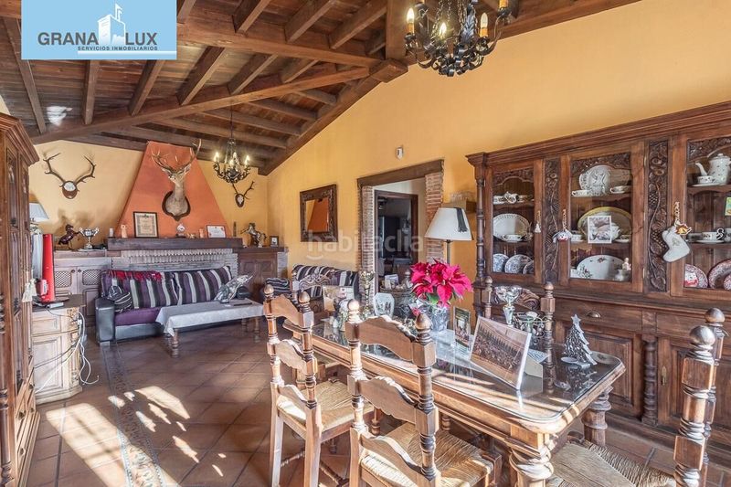 Foto d80492df-fd14-40d8-9709-cd9e262f169c. Chalet fantástica villa con infinidad de posibilidades en Zubia (La)