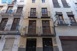 Casa  Calle del conde de las infantas. Oportunidad junto a plaza trinidad
