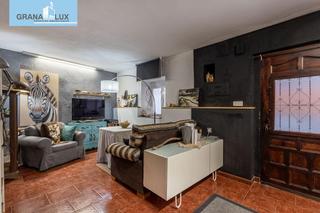Casa a Bola de Oro. Casa de 3 plantas a un paso del centro