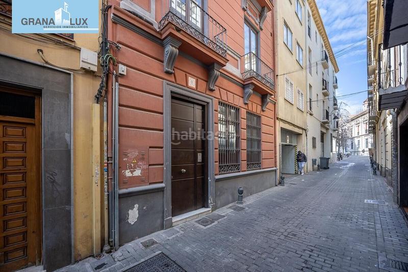 Foto edd5de60-fc40-426b-a7ce-188485b1c360. Ático  dúplex premium en el corazón lujo, espacio y vistas de ensueño. en Granada