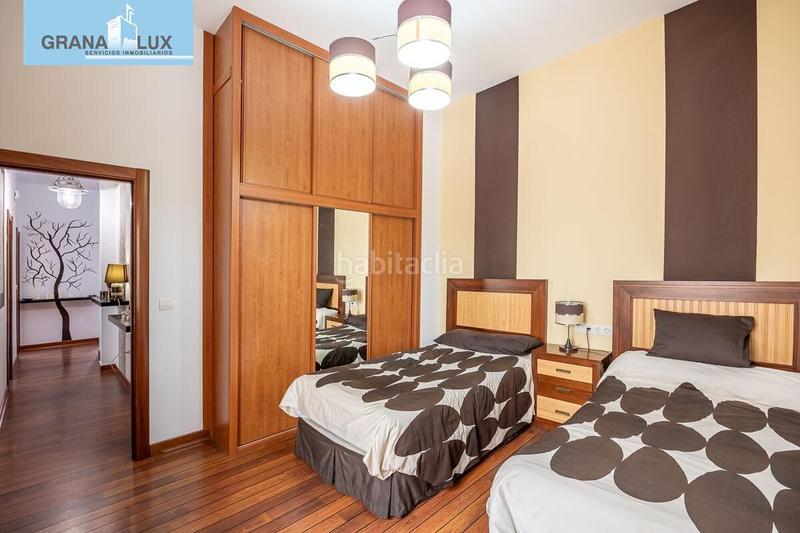 Foto f0022c5c-900f-4e6c-97f7-88a3528ad64f. Ático  dúplex premium en el corazón lujo, espacio y vistas de ensueño. en Granada