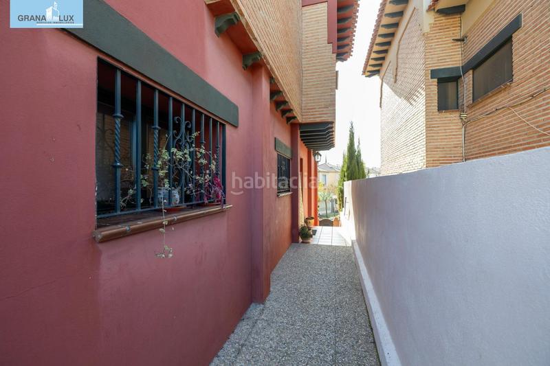 Foto af574ddf-b738-4100-9e11-ff1f95938243. Chalet  independiente de 4 dormitorios en nuevo . seminuevo en Jun