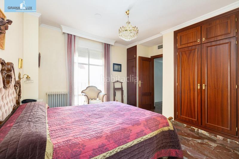 Foto 0efa1c40-0203-4548-b091-d0209dff31f5. Casa adosada espectacular casa ubicada en el exclusivo barrio de albayda, diseñada con una distribución funcional en Granada