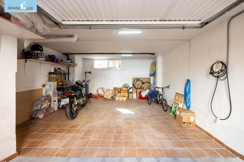 Foto 1d9652b4-9f27-4812-9f52-229eec112254. Casa adosada espectacular casa ubicada en el exclusivo barrio de albayda, diseñada con una distribución funcional en Granada