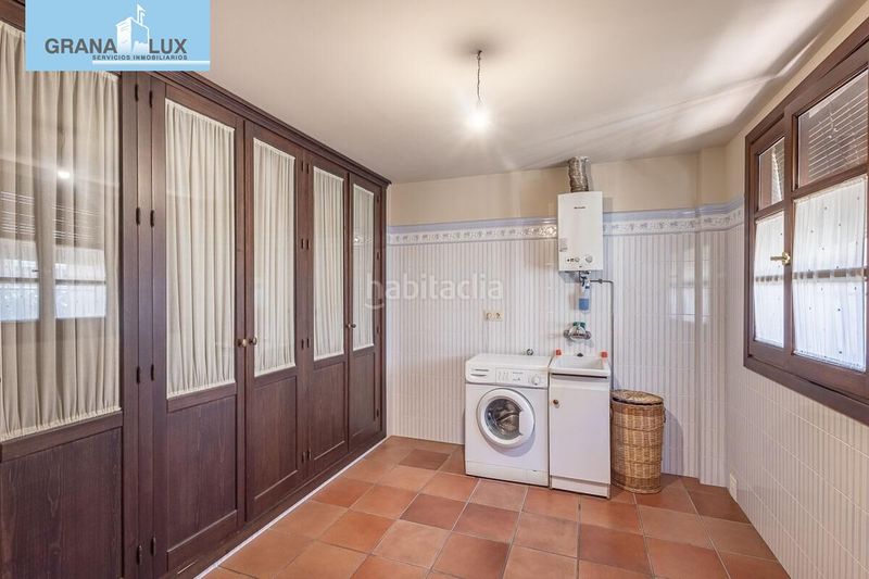 Foto fe989277-e2e1-49d7-ac6a-13c881ddd8c8. Xalet amb aparcament piscina a Ogíjares