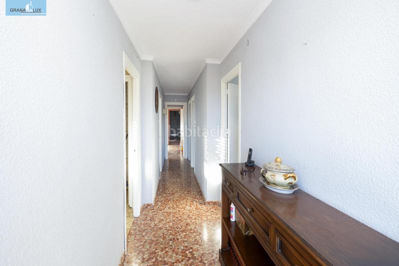 Foto 57503c11-5255-46fe-8375-0374e33c9df3. Local commercial dans Camino de Ronda Granada