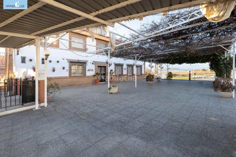 Foto d3bd953d-9fcc-40c0-a9e4-49d4aa271911. Local commercial dans Camino de Ronda Granada