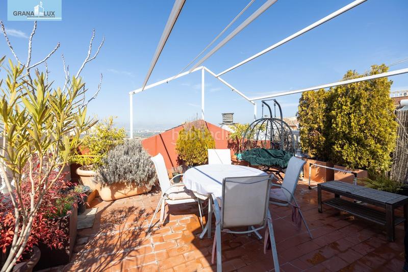 Foto 1f25dedd-2c1e-47a7-859d-bcc263f8d66c. Ático espectacular ático en la zubia, con amplia terraza y vistas panorámicas 360 en Zubia (La)