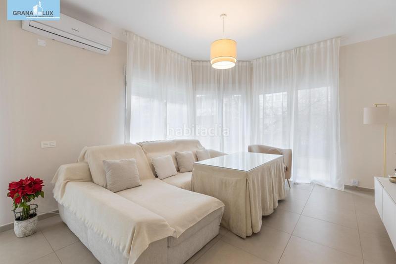 Foto df4d62df-412f-486d-81f4-ccf3ac5671e6. Piso exclusivo piso de lujo en pleno centro en Fígares Granada