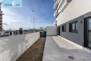 Piso en Av. F. Garcia Lorca - Nueva Estación Autobuses. Casa independiente dentro de la exclusiva urbanizacióntarsia