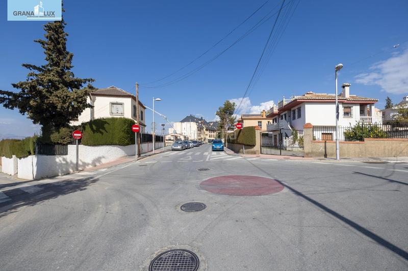 Foto 54d09ac4-6f28-446b-a4ee-88c16605f9fb. Terrain résidentiel dans Barrio de la Vega Monachil