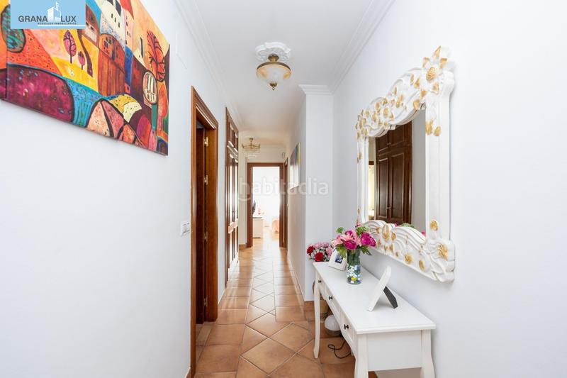 Foto c152f9ee-3923-45c8-9095-84300bd205b6. Chalet espectacular chalet independiente en el laurel de la reina. la zubia. en Zubia (La)