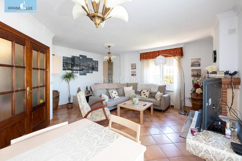 Foto d51c9d75-d2d7-402e-9c8b-c6543080446d. Chalet espectacular chalet independiente en el laurel de la reina. la zubia. en Zubia (La)