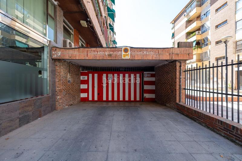 Foto 51b8cb30-88a2-4126-a71e-908477f46f0e. Parking voiture dans Pajaritos Granada