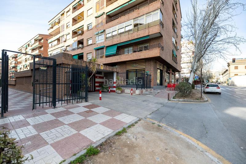 Foto 5dda166f-5b92-448a-badc-0783bf87df6a. Parking voiture dans Pajaritos Granada