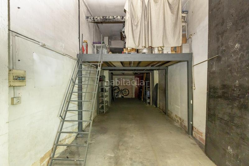 Foto c76dd030-e810-42c9-a19d-5ab605414af7. Parking voiture dans Pajaritos Granada