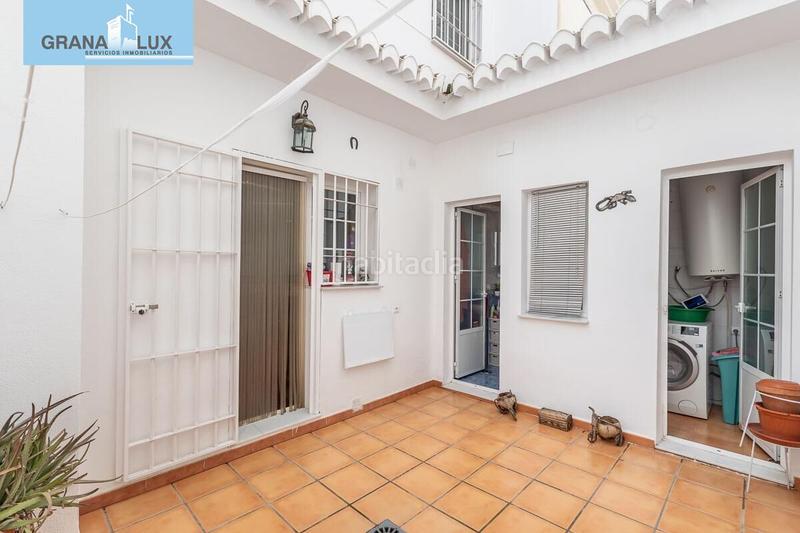 Foto 663ec570-1131-4524-b5e9-f903f99554c8. Casa pareada adosada en el centro en Peligros