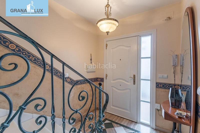 Foto a56751e4-4fc3-4bc0-a20d-7bd5dcb71da9. Casa pareada adosada en el centro en Peligros